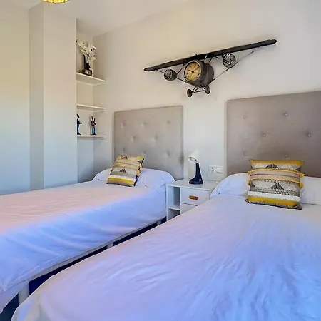 Oleholidays Genova 2 Junto A Marriot Apartment Marbella