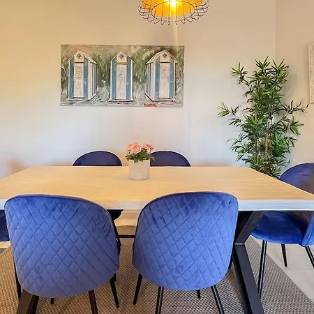 Oleholidays Genova 2 Junto A Marriot Apartment *